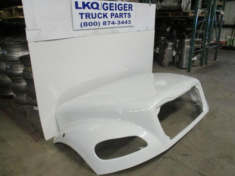 FREIGHTLINER M2 106 HOOD