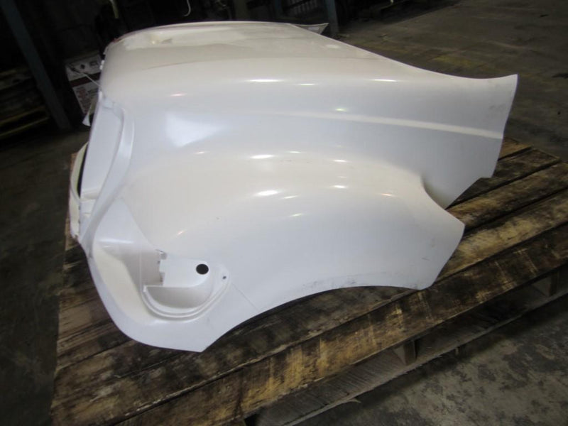 FORD F650SD (SUPER DUTY) HOOD